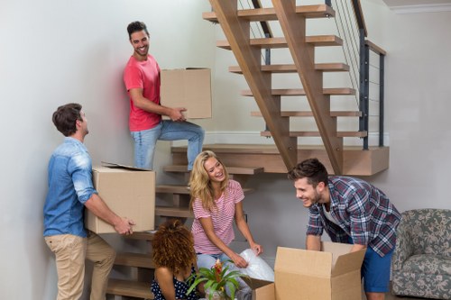 Secure short-term storage units in Bayswater for household items